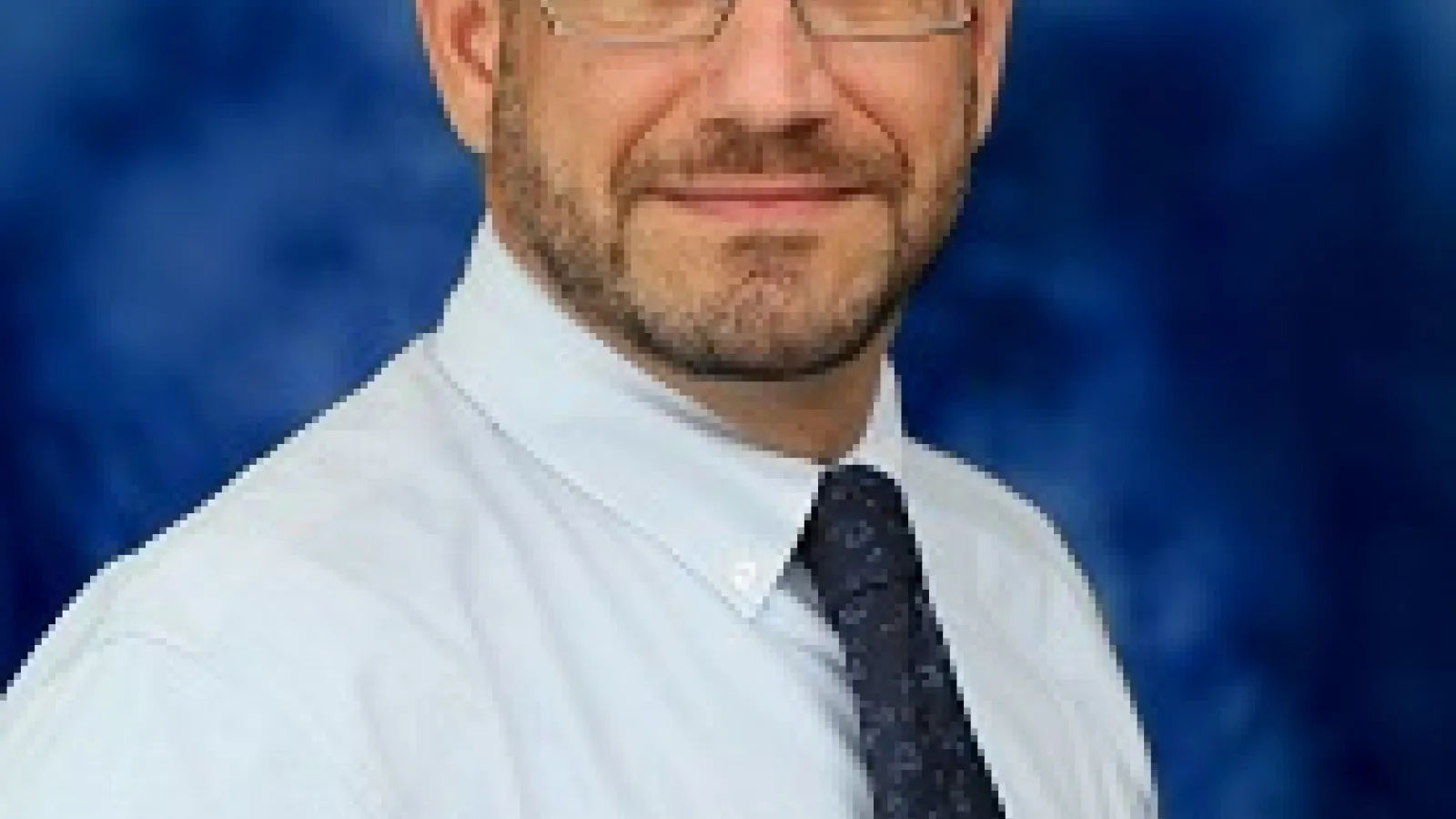 headshot - Andrew Noymer