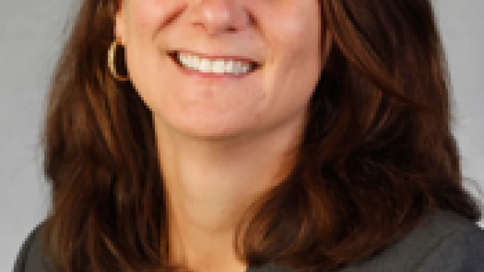 headshot - Wendy Manning