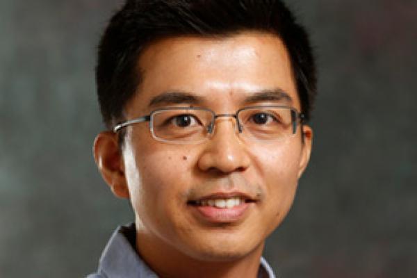 Headshot of Hui Zheng