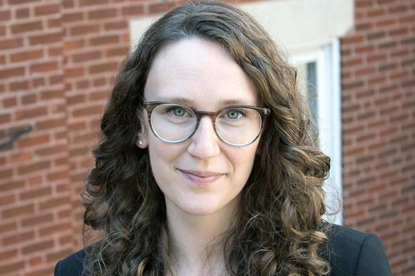Nicole Kreisberg -Headshot