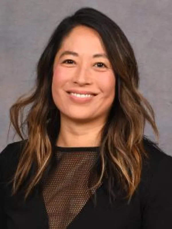 Joyce Chen Headshot