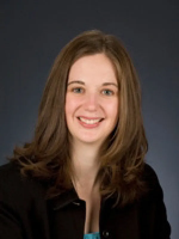 Courtney Lynch Headshot