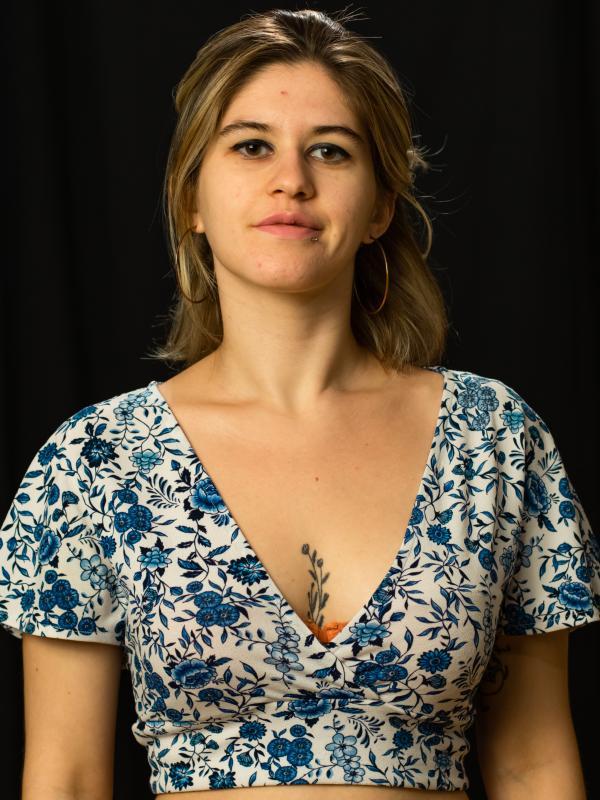 Sinem Esengen, Headshot